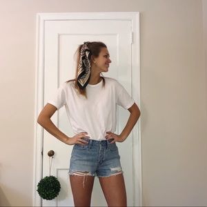 The perfect denim short with slight distressing.